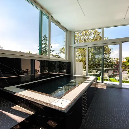 Bauhaus Wellness 207 - Petiteplage Siofok