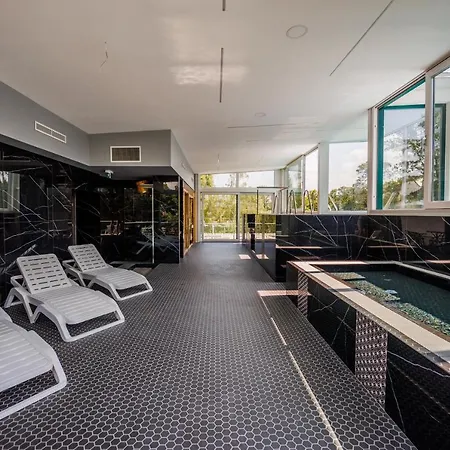 Bauhaus Wellness 207 - Petiteplage Apartment Siofok