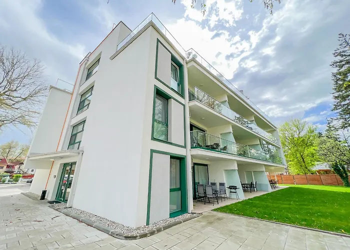 Bauhaus Wellness 207 - Petiteplage Apartment Siofok
